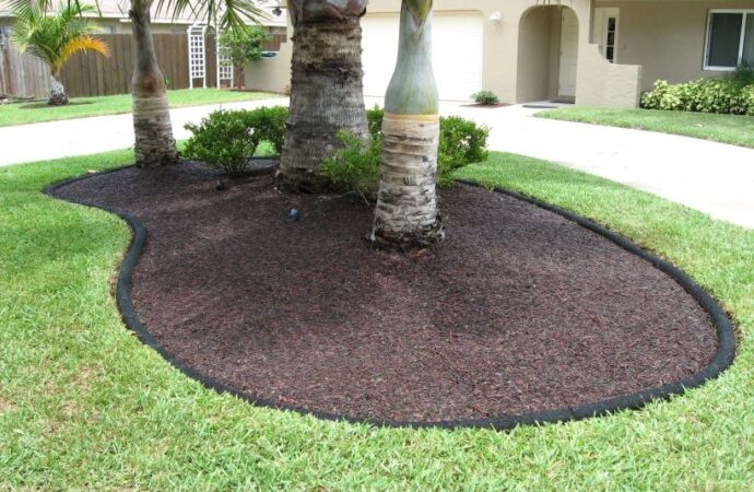 Bonded Rubber Mulch, Palm Beach Home Pros