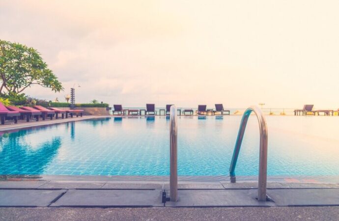 Infinity Pools, Palm Beach Home Pros